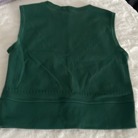 Athleta Pavana Crop Top - Picture 5 of 7